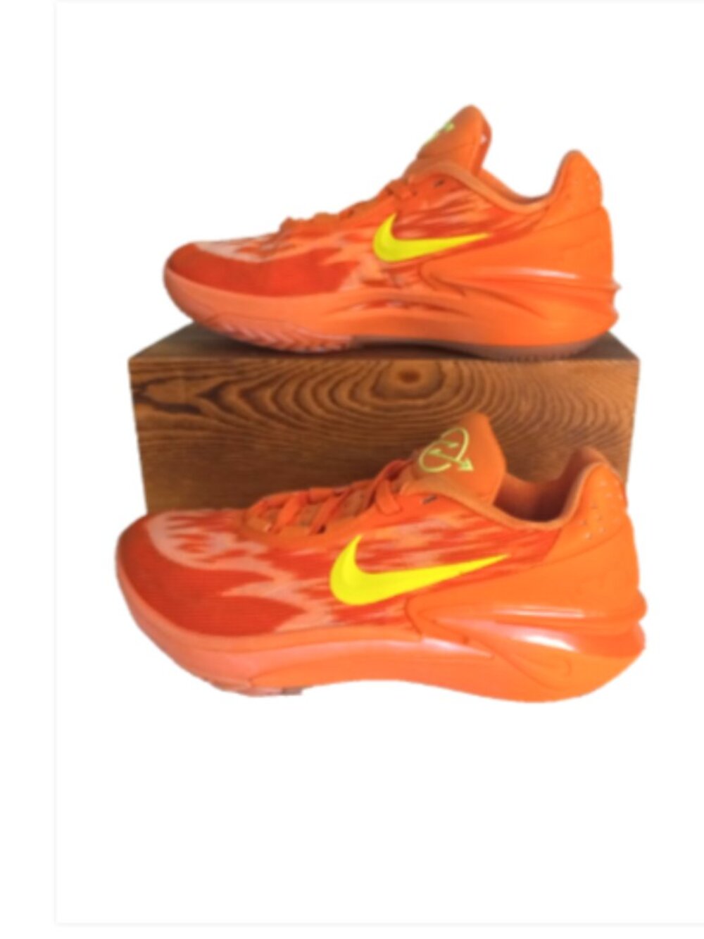 Nike Air Zoom Women’s Basketball Sneakers Orange Volt Athletic Shoes Size 8